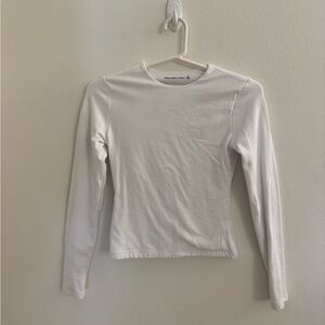 Abercrombie & Finch White Long Sleeve Top in Size XS